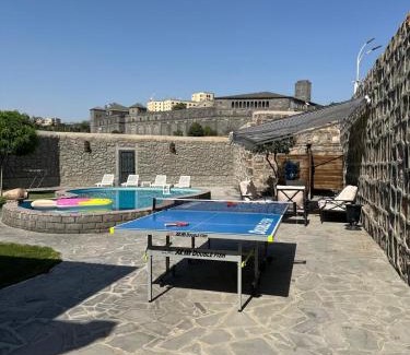 Kentron Apartment | Cozy Apartment With The Best Patio and Swimming pool