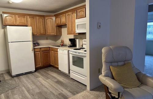 Portsmouth Apartment | Cozy apartment with WiFi and fitness equipment in lovely Portsmouth