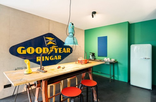 Gundelfingen House | Cozy Art House for families and friends, urban, 150 sq with garden