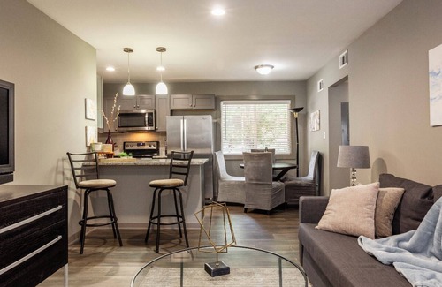 Morningside-Lenox Park Apartment | Cozy Atlanta Midtown Apartment