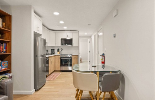 Calgary Apartment | Cozy Basement 2 BR Suite » 2 Queens » Games & More