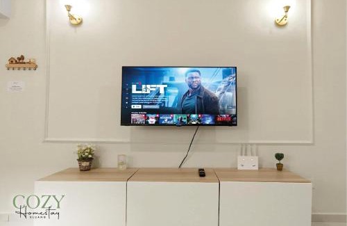 Kluang House | Cozy Batu 4-Game, Neflix, Water Dispenser