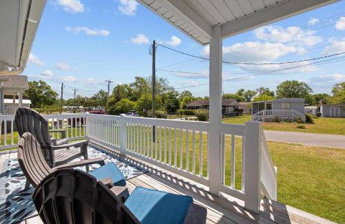 North Myrtle Beach House | Cozy Beach Cottage