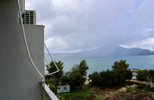 Radhime Apartment | Cozy Beachfront Apartment in Radhime – Perfect for Families
