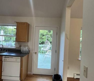 Monroe House | Cozy Beautiful Pondside Luxurious Retreat