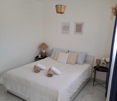 Sannat House | Cozy bedroom perfect for couple