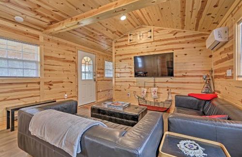 Bidwell House | Cozy Bidwell Cabin with Deck Trail and Creek Access!