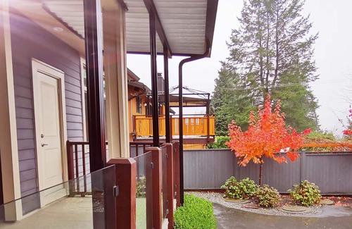 Coquitlam Apartment | Cozy, Bright, Private Room