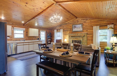 Brookville Cabin | Cozy Brookville Home w/Fire Pit & Deck!