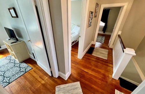 West Price Hill House | Cozy Bungalow Quiet Neighborhood Suite 1