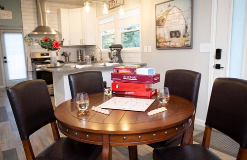 Loveland House | Cozy Bungalow w/Hot Tub & Fire Pit, Walk Downtown