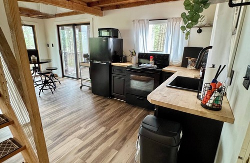 Mindoro Cabin | Cozy cabin 25 minutes from La Crosse,Winona & Arcadia.Overlooks the Black River!