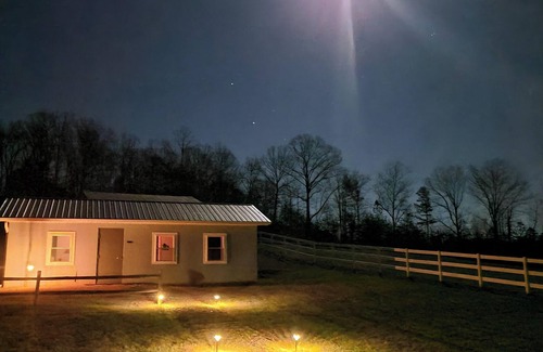 Caroleen Cabin | Cozy Cabin 3 at Bird's Nest Bunkies and Barn in Ellenboro with WiFi, AC, & Heat