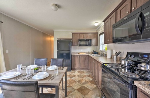 Cassopolis Cabin | Cozy Cabin: Community Pool & Lakefront Beach!