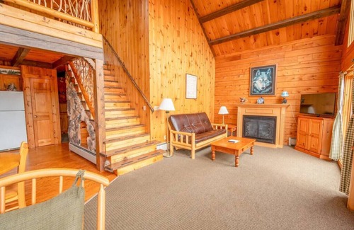Jackman Cabin | Cozy Cabin for rent in Jackman, Maine
