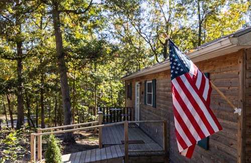 Mount Jackson House | Cozy Cabin on Cottonwood--5 min to Bryce Resort