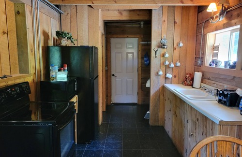 Brixey Cabin | Cozy cabin retreat close to kayaking and hiking trails.