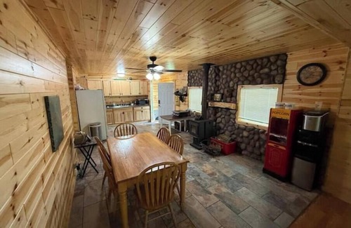 Wheeler Cabin | Cozy Cabin Retreat Pond & Trails – Nature Awaits!