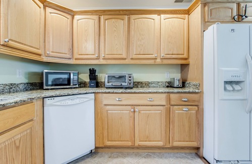 Keen-Wik On the Bay House | Cozy Canal Front Home - 3BR w/Boat slip-Fenwick