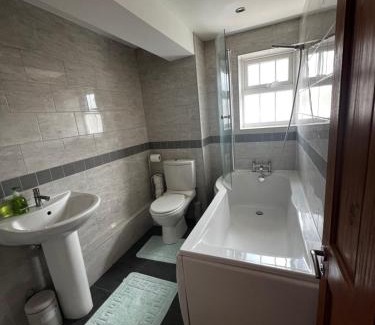 Benfleet House | Cozy Castle Lane