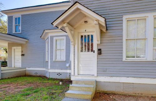 Columbia Apartment | Cozy Centennial House Upstairs - Downtown Columbia
