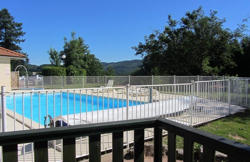 Les Noes Cottage | Cozy Chalet in Monts de la Madeleine - Terrace, Fishing Pond, and Hiking Trails