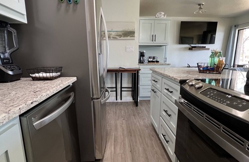 Hot Springs Condo | Cozy, charming condo with everything needed to feel at home.
