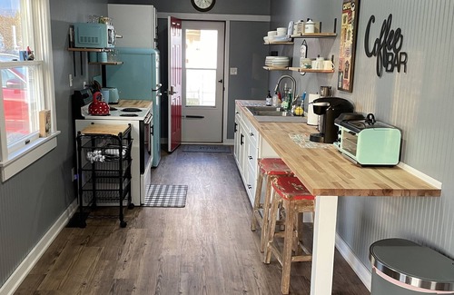 Sault Ste. Marie House | Cozy, Cheery, & Central Location to all EUP has to offer!