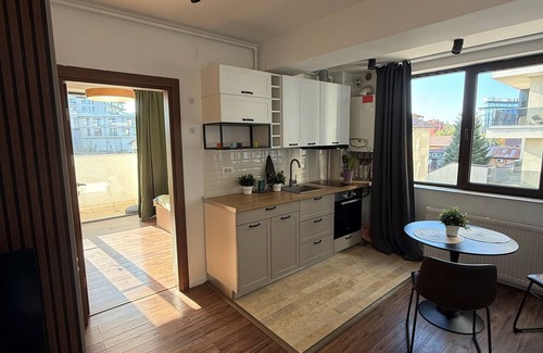 Sector 2 Apartment | Cozy & chic apartment near Promenada Mall and Park Verdi with self check in