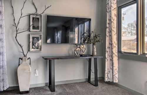 Bynum House | Cozy Choteau Home with Fire Pit, Grill, Yard!