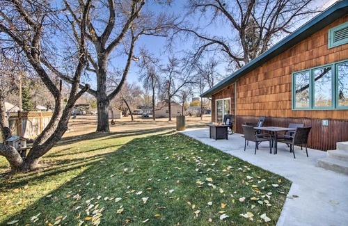 Bynum House | Cozy Choteau Home with Fire Pit, Grill, Yard!