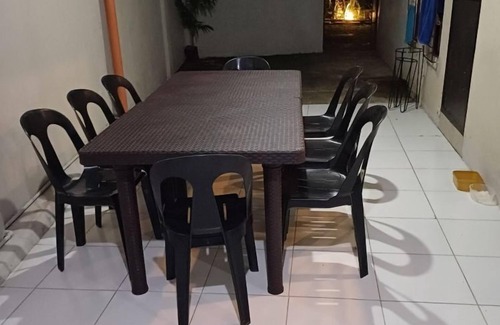 Jaro House | COZY CITY RETREAT: 3BR House