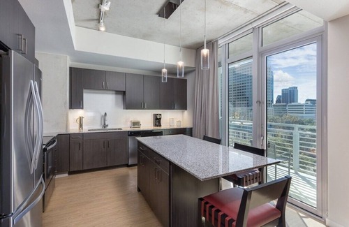 Civic District Apartment | Cozy Club Wyndham Austin, Studio, Discover Stories Untold