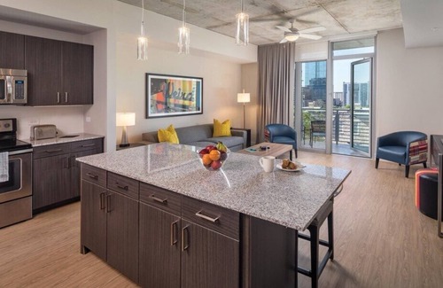 Civic District Apartment | Cozy Club Wyndham Austin, Studio, Discover Stories Untold
