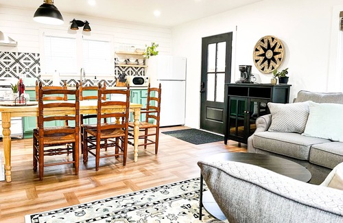 Westfield House | Cozy Colonial in Downtown Westfield, NY