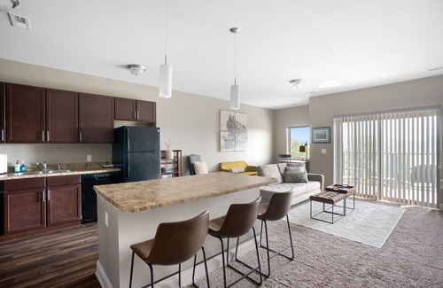 West Des Moines Apartment | Cozy Comfort with Balcony and Garage