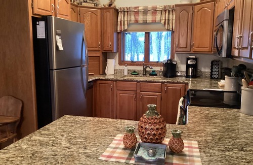 New London Condo | Cozy condo on the Wolf River in New London