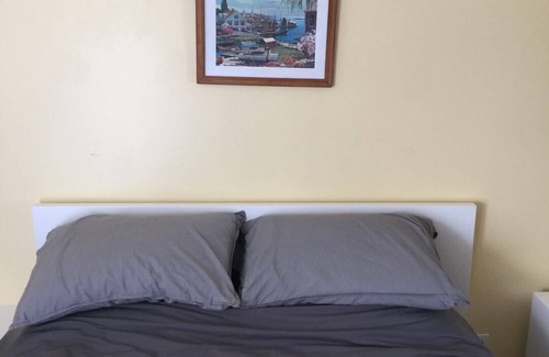 Misquamicut Condo | Cozy Condominium Walking To The Misquamicut Beach.Unit One