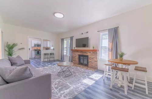 Champlin House | Cozy & Convenient Champlin Oasis