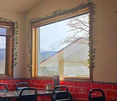Haines Junction Hotel | Cozy Corner Motel & Restaurant
