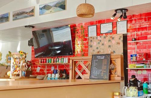 Haines Junction Hotel | Cozy Corner Motel & Restaurant