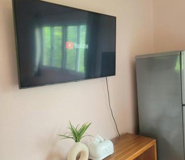Suan Phueng House | Cozy Cottage Farm stay Suanphueng
