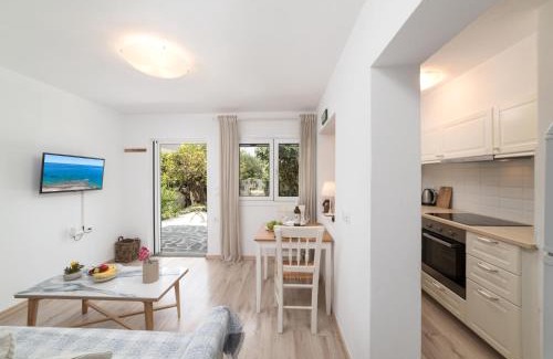 Istron Apartment | Cozy Cottage