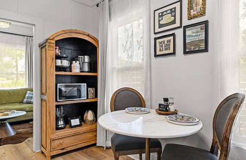 Johnson City House | Cozy Cottage in the Heart of Johnson City