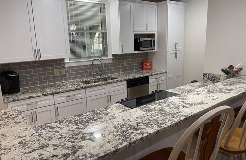 Murrells Inlet Cottage | Cozy Cottage in gated Country Club - Wachesaw Plantation