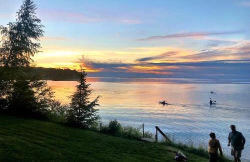 Sodus House | Cozy Cottage Lake Access Kayak Fire Pit