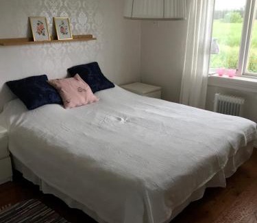 Lidkoping House | Cozy cottage near Lidköping Kinnekulle & Sommarland