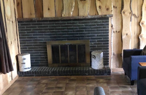 Evart House | Cozy Cottage of Lake Lure