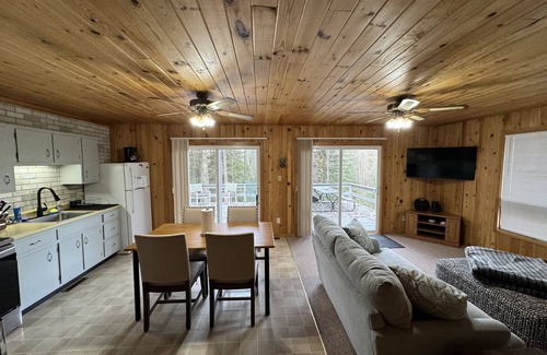 Goodman House | Cozy cottage on 20 acres near ATV/UTV & snowmobile trails