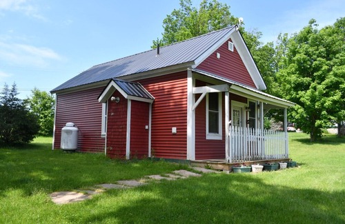 Canton Cottage | Cozy Cottage on Horse Farm